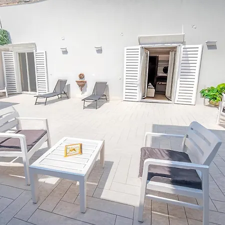 Rooftop14 Suite&relax 4*