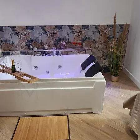 ゲストハウス Rooftop14 Suite&relax ナポリ