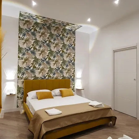 Rooftop14 Suite&relax 4* ナポリ