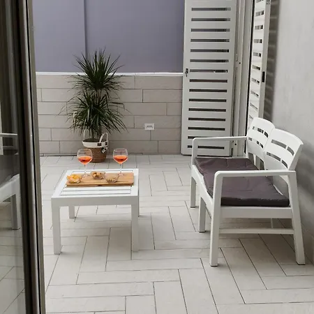 לינה וארוחת בוקר Rooftop14 Suite&relax