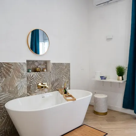 לינה וארוחת בוקר Rooftop14 Suite&relax נאפולי