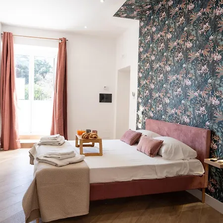 Rooftop14 Suite&relax 住宿加早餐酒店 那不勒斯