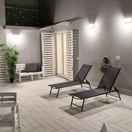 Rooftop14 Suite&relax فندق مبيت وإفطار