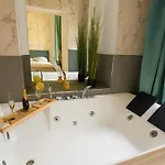 Rooftop14 Suite&relax بيت ضيافة