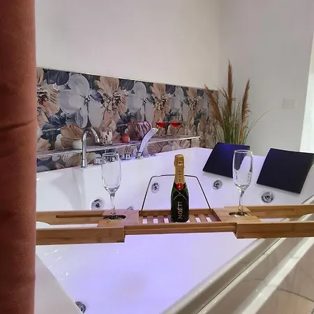Rooftop14 Suite&relax Penzion Neapol