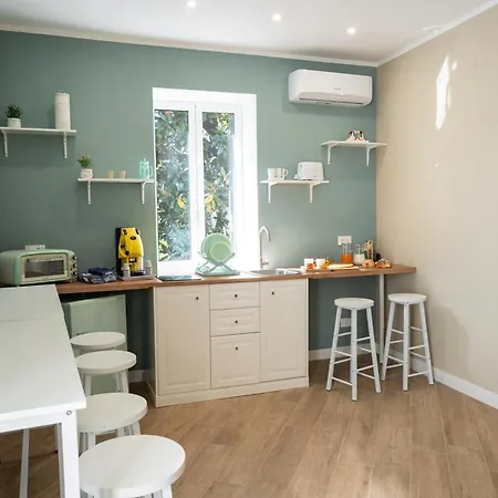 Rooftop14 Suite&relax ベッド・アンド・ブレックファスト 3*