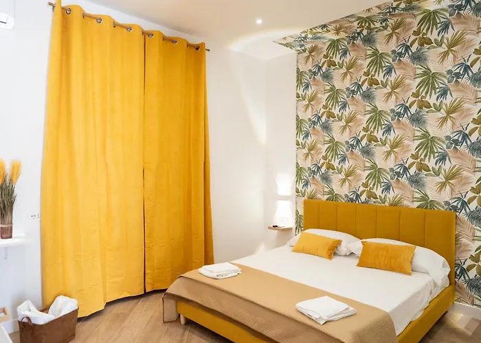 Rooftop14 Suite&relax Bed and Breakfast Νάπολη